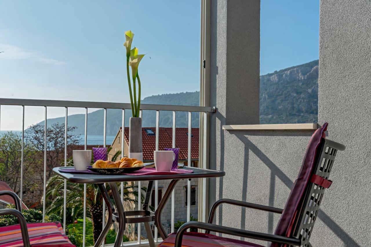 Villa Kala Komiža Eksteriør bilde