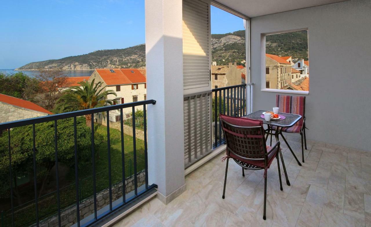 Villa Kala Komiža Eksteriør bilde